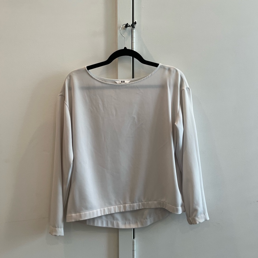Small Uniqlo white long sleeve top